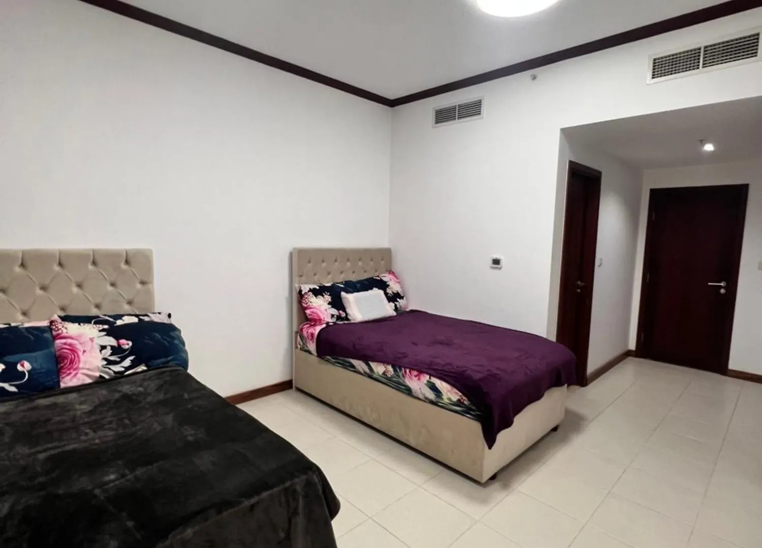 Downtown Dubai, Burj Khalifa Area, Near Dubai Mall, Full Downtown Views, Burj Residences 7, 2 Bedroom Small Apartment House Spojené arabské emiráty
