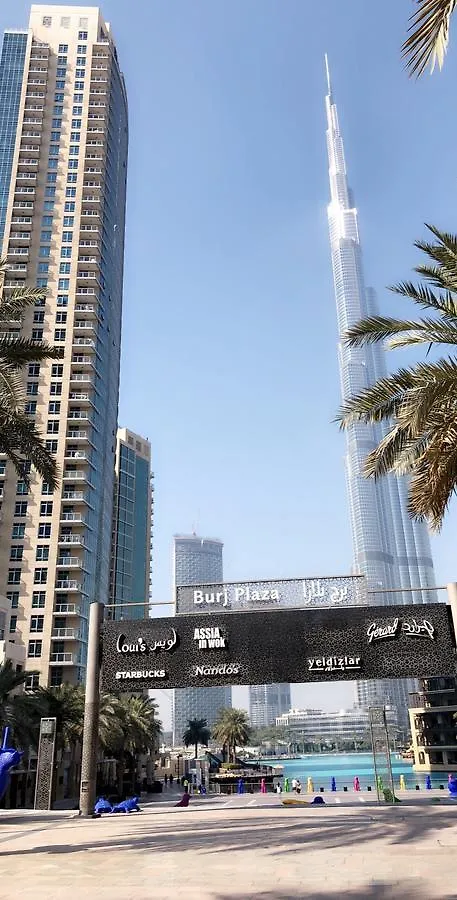 Downtown Dubai, Burj Khalifa Area, Near Dubai Mall, Full Downtown Views, Burj Residences 7, 2 Bedroom Small Apartment House 0*,  Spojené arabské emiráty